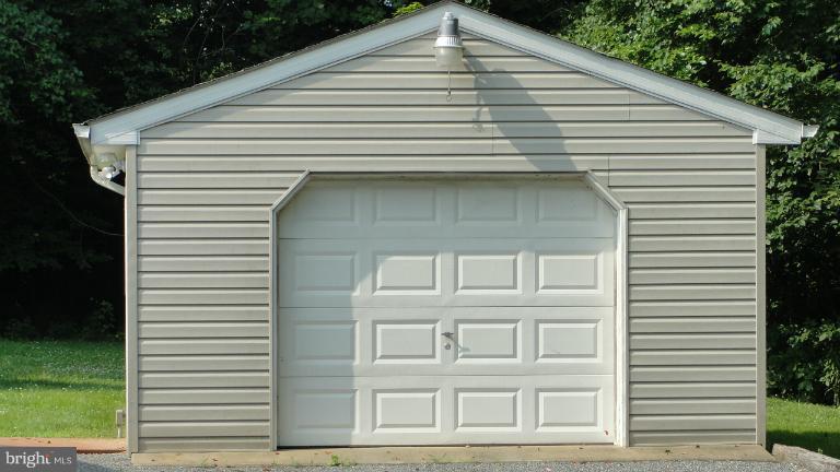 23626 Monrovia Road Orange, VA 22960 - Photo 14 of 26 Exterior (Rear)