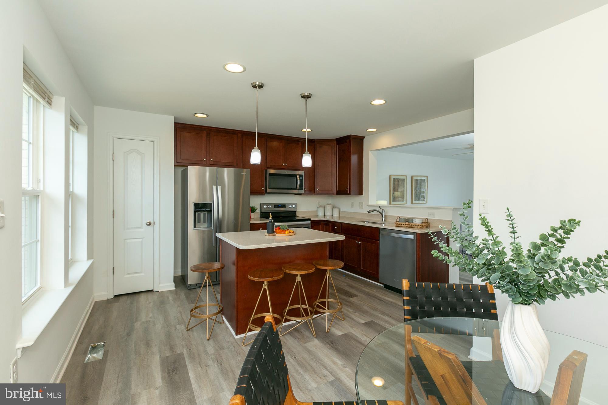 437 Rumbling Rock Road Hedgesville, WV 25427 - Photo 3 of 44