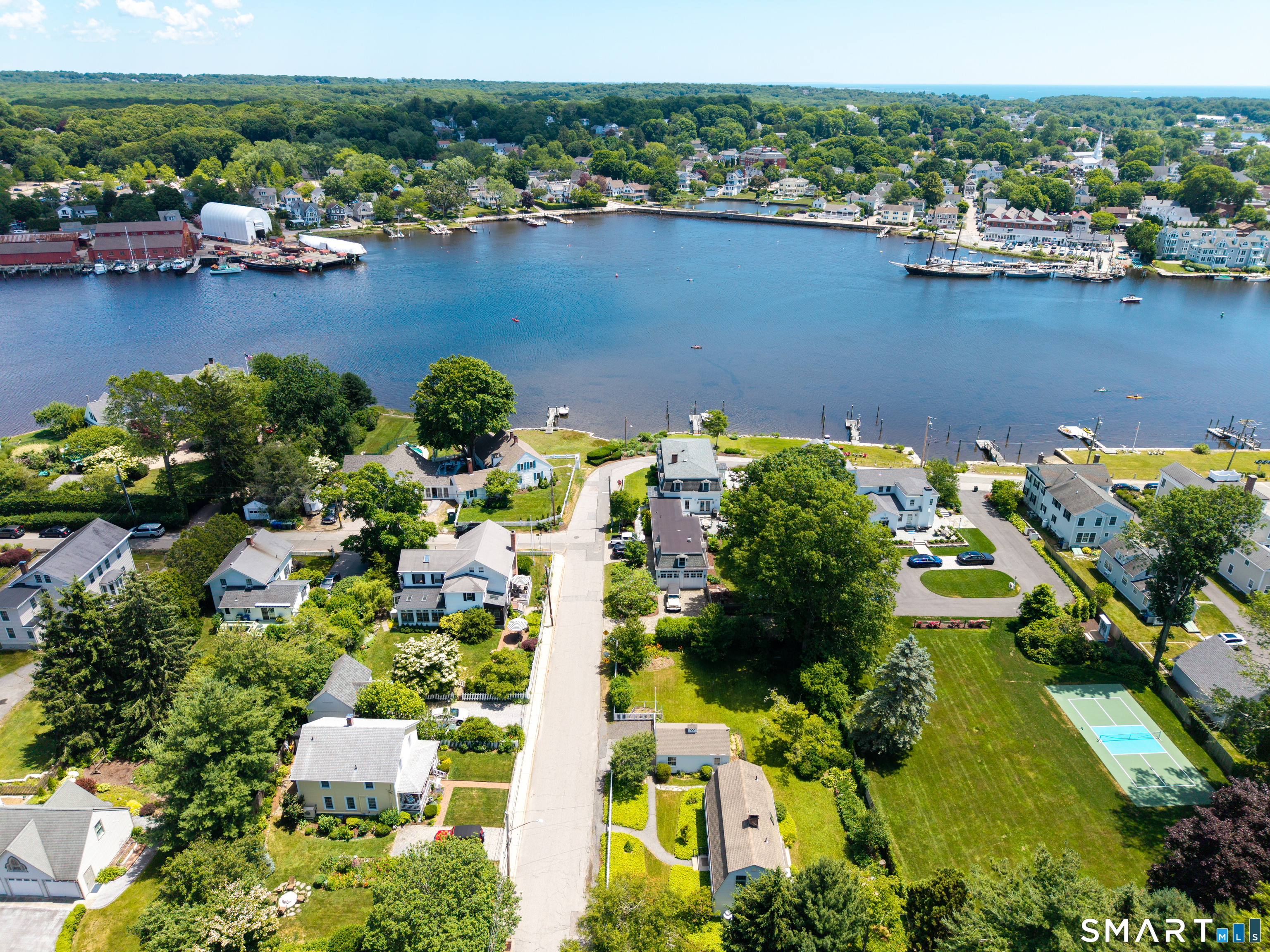5 Eldridge Street Groton, CT 06355 - Photo 28 of 34