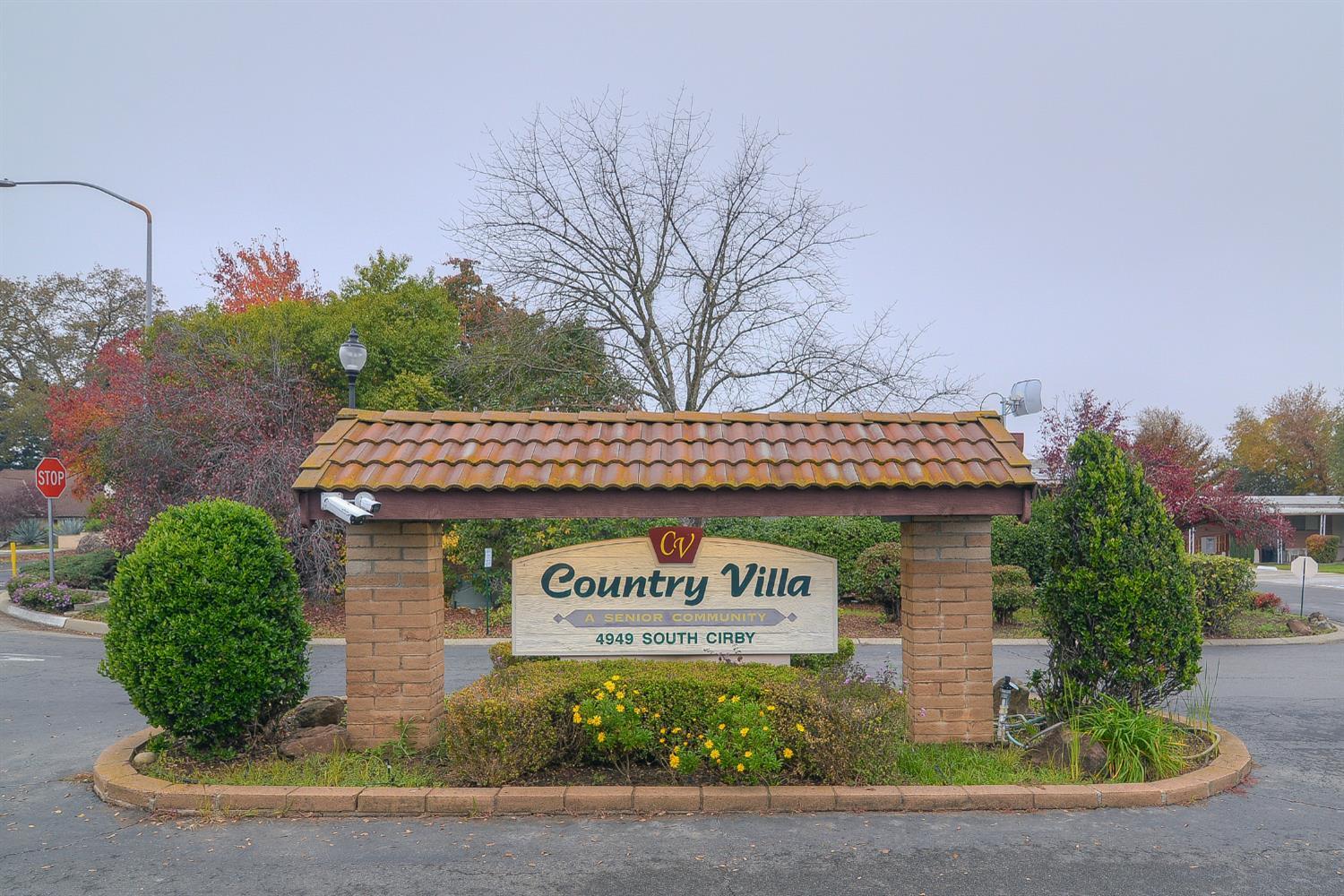 68 Yefim Roseville, CA 95661 - Photo 28 of 35 a front view of a building with garden
