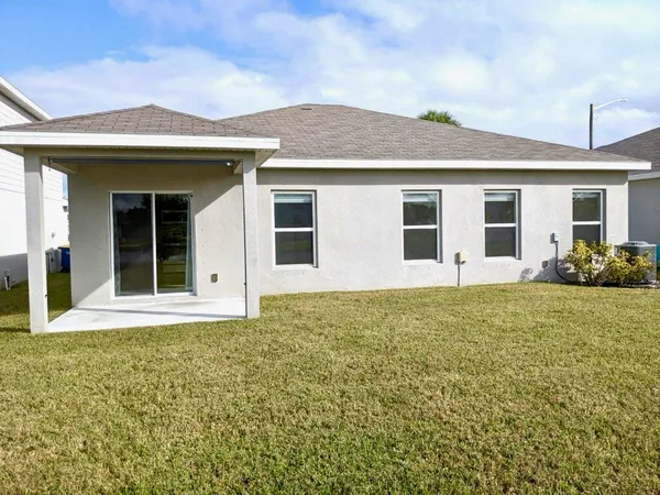 $2,190 | 604 Lychee Lane, Fort Pierce, FL 34981