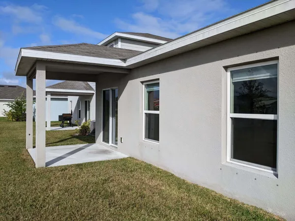 $2,190 | 604 Lychee Lane, Fort Pierce, FL 34981