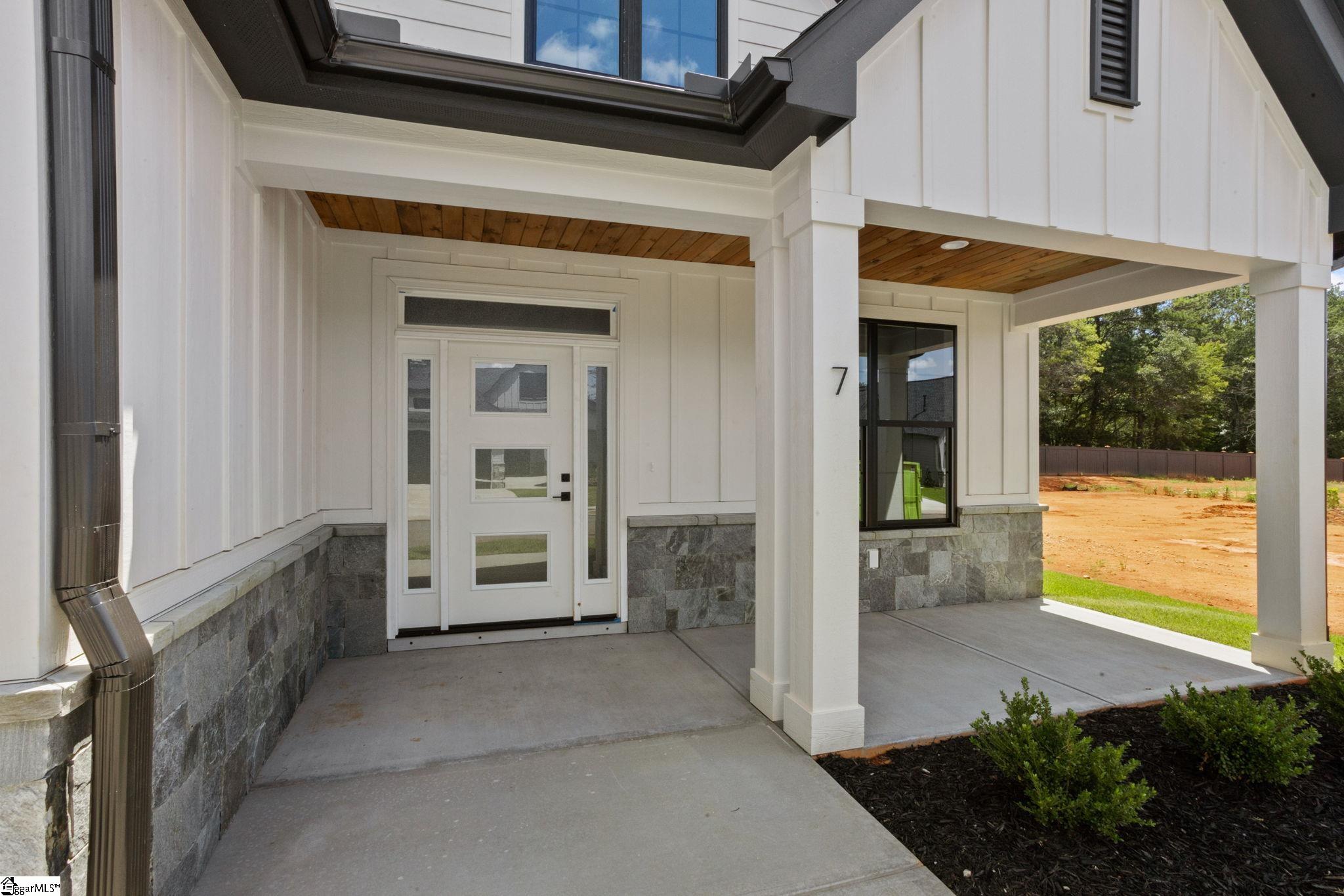 7 Mercy Drive Greenville, SC 29607 - Photo 3 of 25 Gallery Image 3