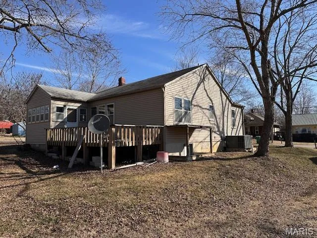$89,900 | 415 North Grand Street, Willow Springs, MO 65793