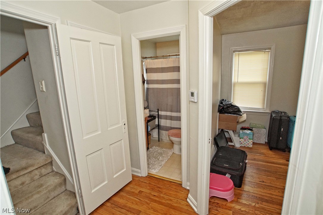 4218 Ellison Road Cleveland, OH 44121 - Photo 17 of 31