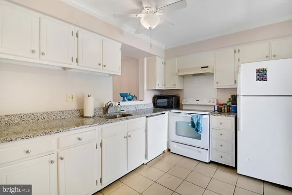 $2,500 | 308 Kidwelly Court, Exton, PA 19341