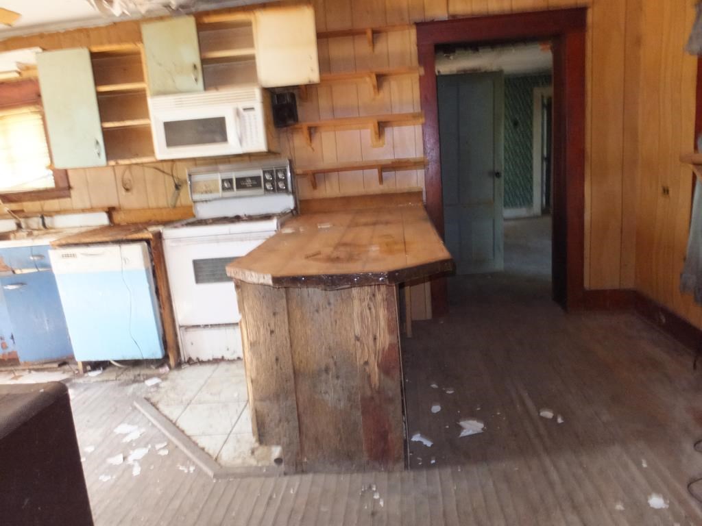 746 Gore Road Holland, VT 05829 - Photo 4 of 12 Gallery Image 4