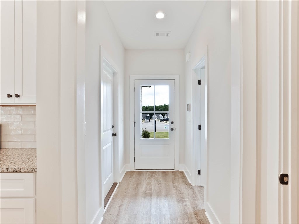 1221 Ruth Way Auburn, AL 36830 - Photo 13 of 25 Gallery Image 13