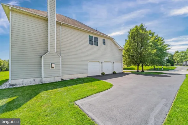 $739,900 | 915 Mather Drive, Bear, DE 19701