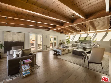 $2,997,000 | 1424 Nathan Lane, Ventura, CA 93001