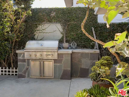 $2,997,000 | 1424 Nathan Lane, Ventura, CA 93001