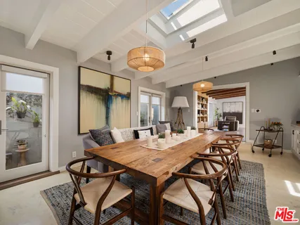 $2,997,000 | 1424 Nathan Lane, Ventura, CA 93001