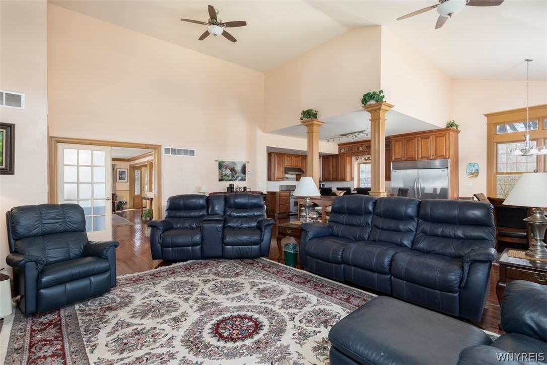 860 Union Road West Seneca, NY 14224 - Photo 22 of 41 Living Room