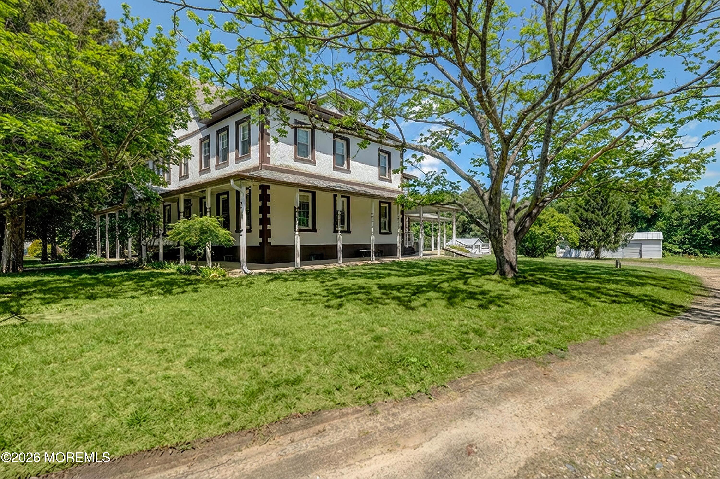 15 Hummingbird Way Jackson, NJ 08527 - Photo 11 of 60 Side View