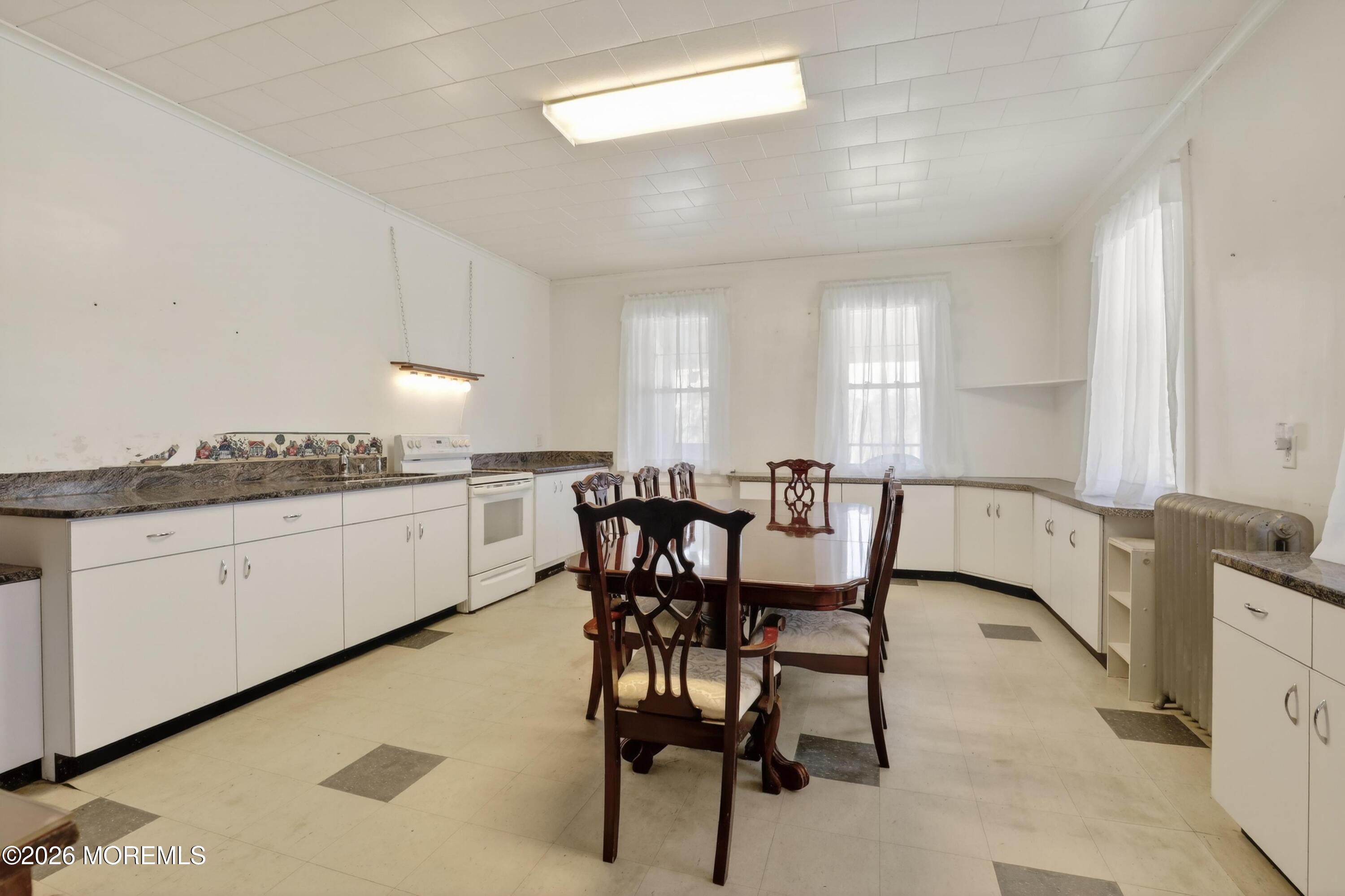 15 Hummingbird Way Jackson, NJ 08527 - Photo 18 of 60 Kitchen