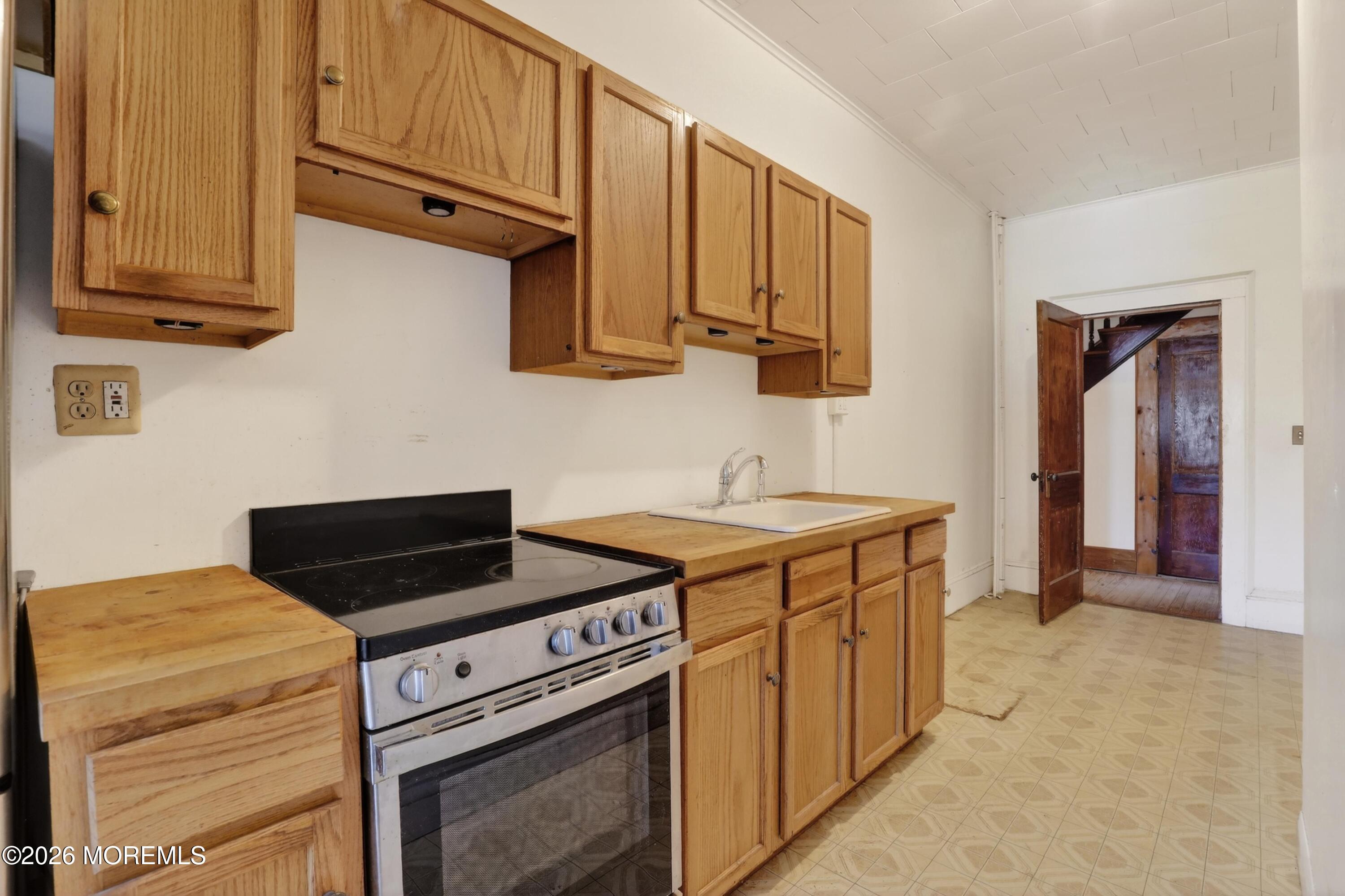 15 Hummingbird Way Jackson, NJ 08527 - Photo 30 of 60 In-Law Suite