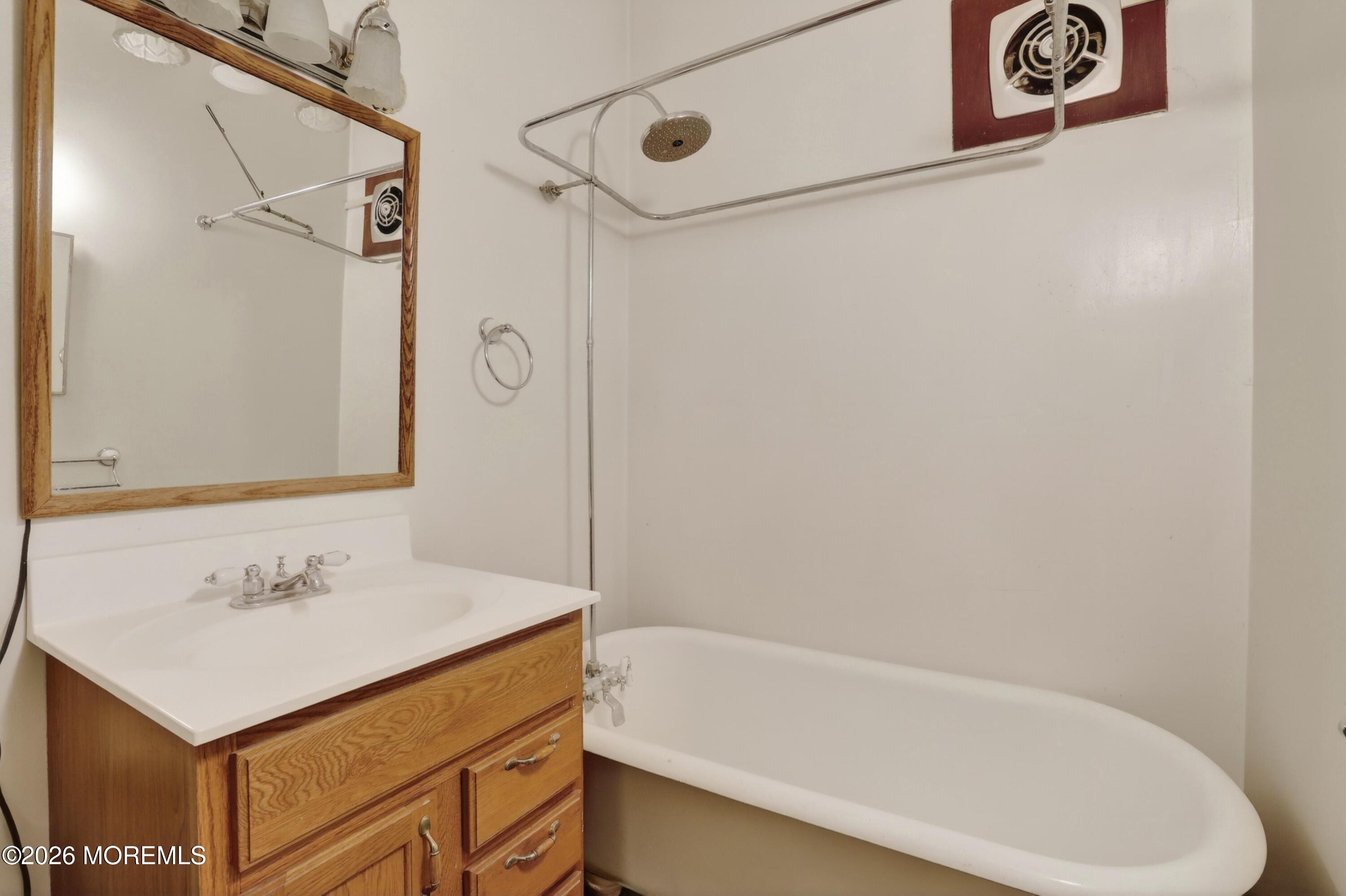 15 Hummingbird Way Jackson, NJ 08527 - Photo 31 of 60 In-Law Suite