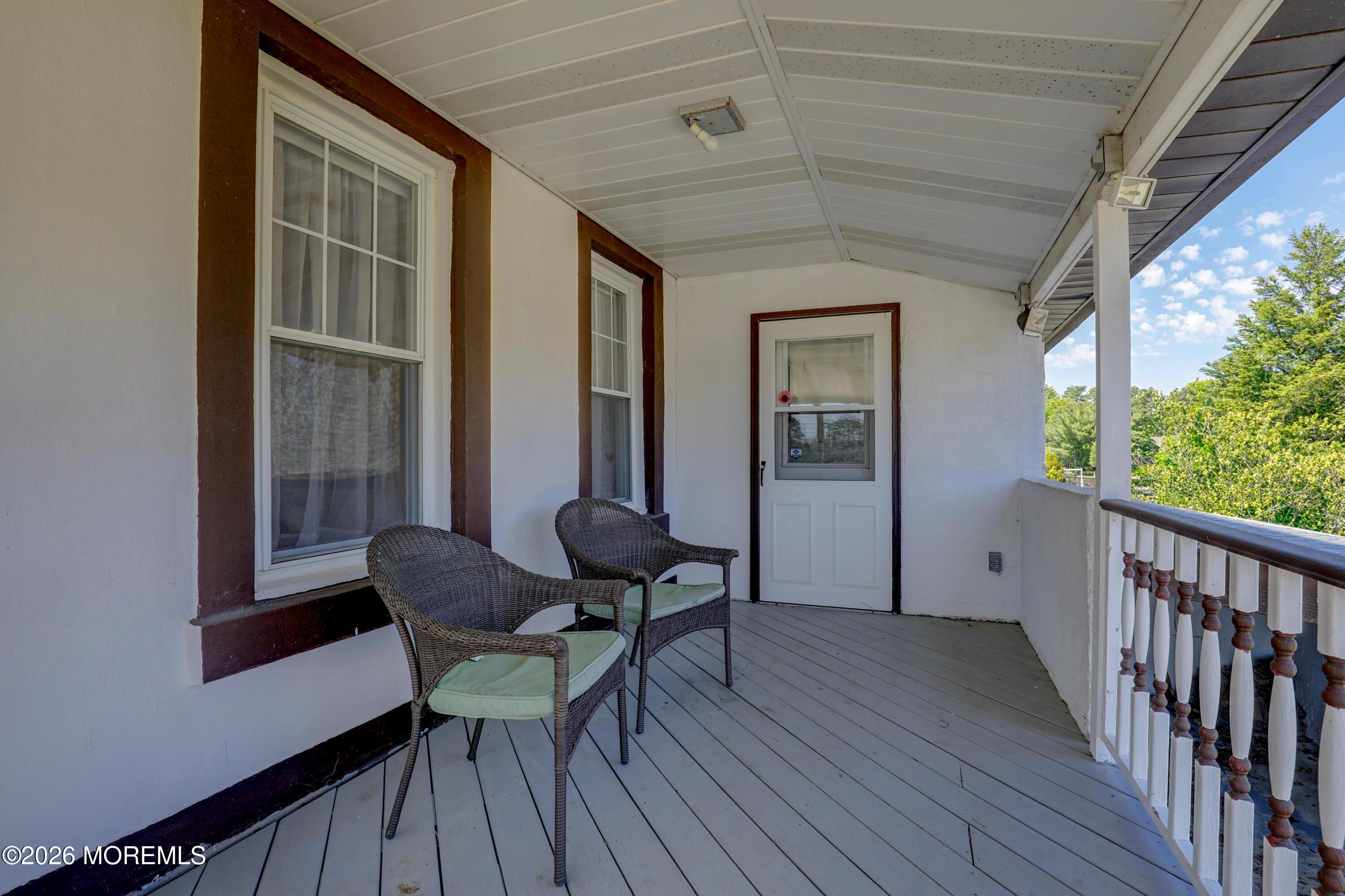 15 Hummingbird Way Jackson, NJ 08527 - Photo 36 of 60 Side Porch