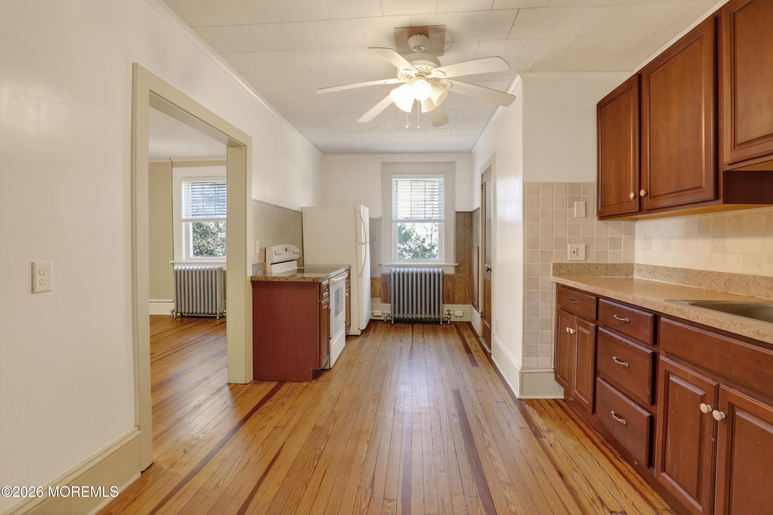 15 Hummingbird Way Jackson, NJ 08527 - Photo 38 of 60 Upstairs Apartment