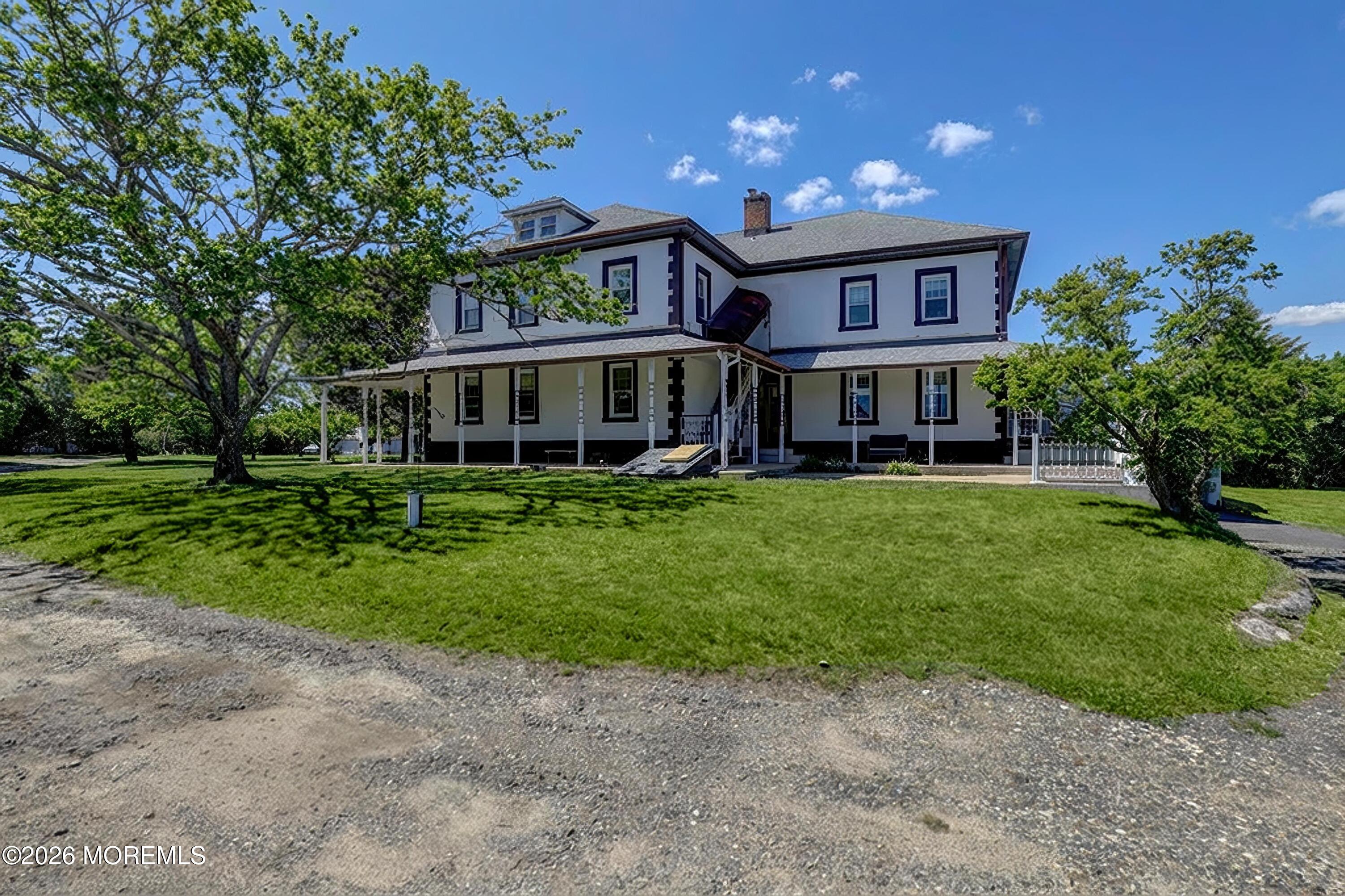 15 Hummingbird Way Jackson, NJ 08527 - Photo 9 of 60 Side View.