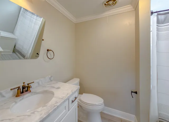 $2,595 | 810 Devon Drive, Tallahassee, FL 32308