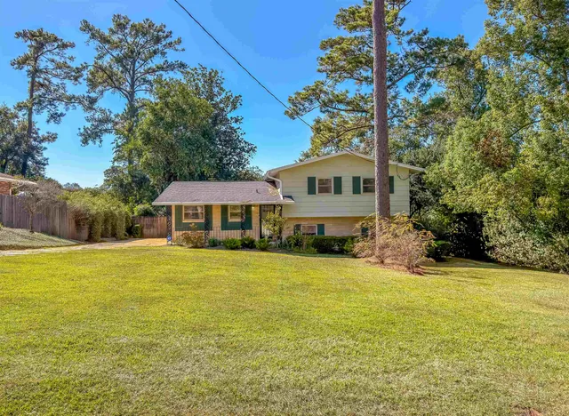 $2,595 | 810 Devon Drive, Tallahassee, FL 32308