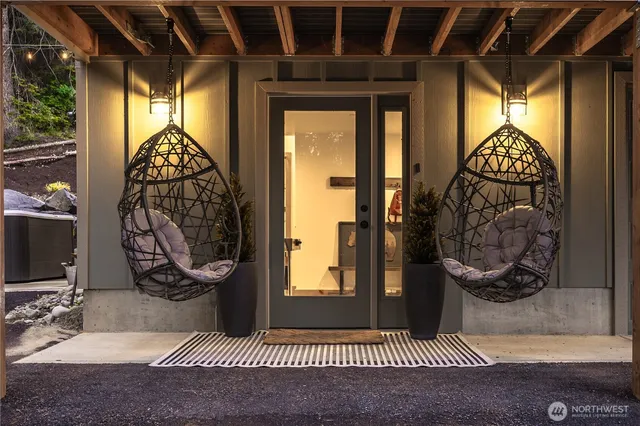 $748,000 | 31 Hawkeye Lane, Ronald, WA 98940