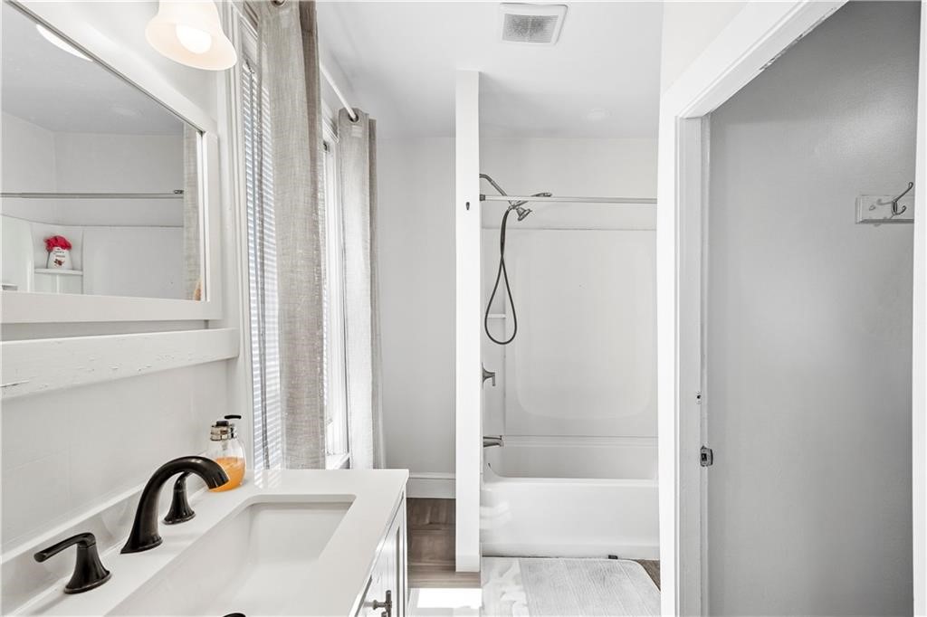 574 Central Avenue Pawtucket, RI 02861 - Photo 24 of 25