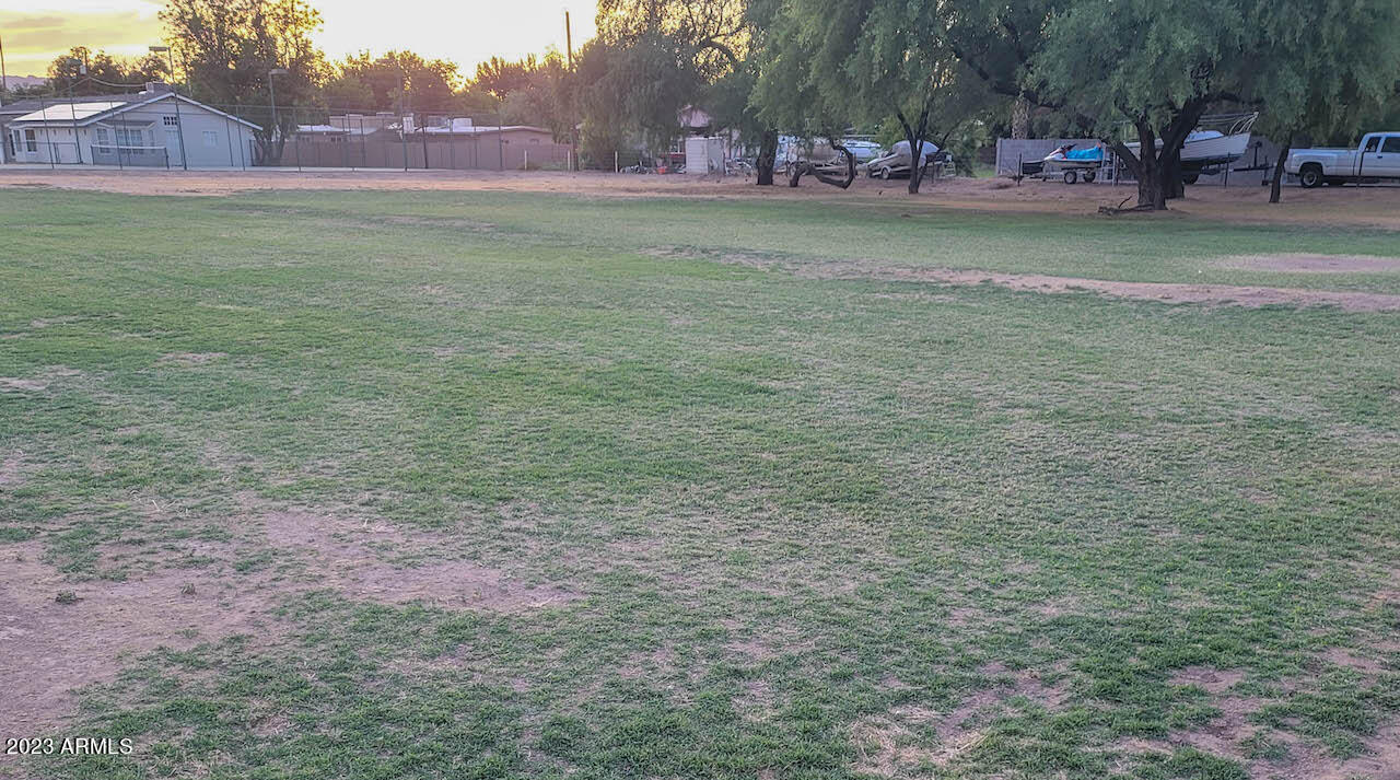 9410 South Rural Road, Unit 13 Tempe, AZ 85284 - Photo 11 of 18 9410 S Rural RD-11