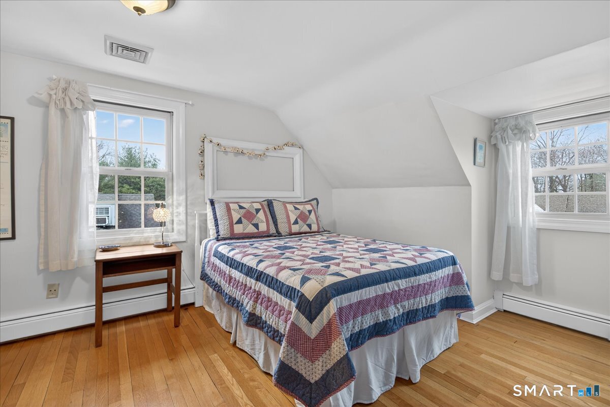 13 West Slope Lane Hamden, CT 06517 - Photo 20 of 32