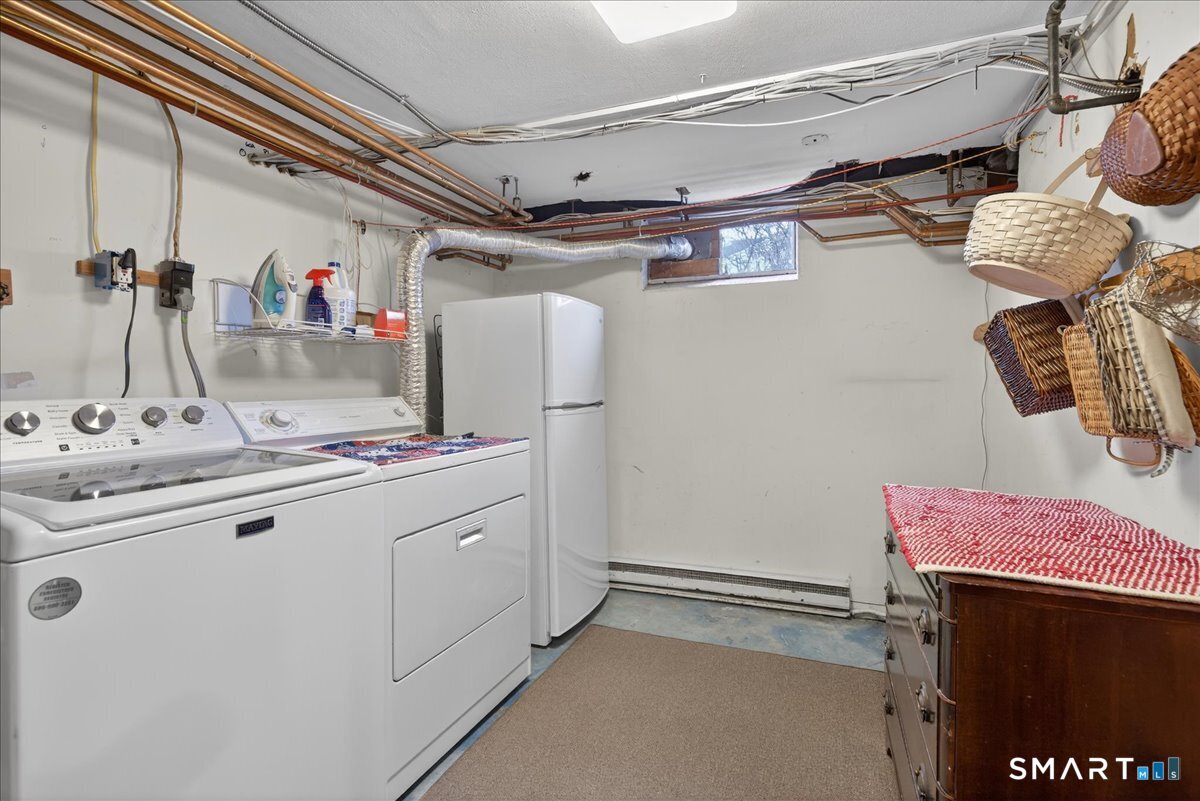 13 West Slope Lane Hamden, CT 06517 - Photo 25 of 32