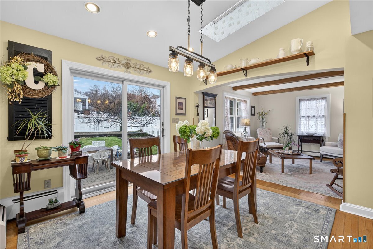 13 West Slope Lane Hamden, CT 06517 - Photo 9 of 32