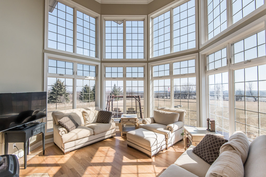 W1940 County Road D Spring Prairie, WI 53105 - Photo 1 of 1 Great Room