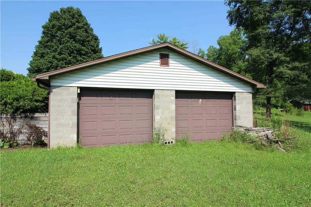 236 Brownlee Road Eighty Four, PA 15330 - Photo 20 of 25 Awesome 2 Car Detached Garage