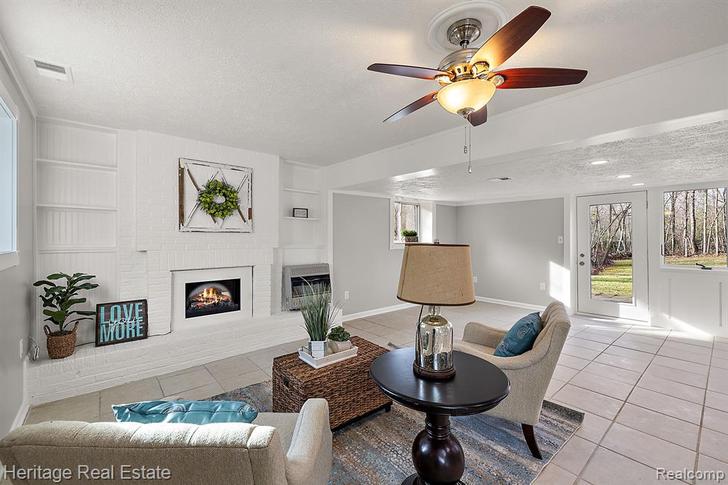 575 Coats Road Lake Orion, MI 48362 - Photo 15 of 54