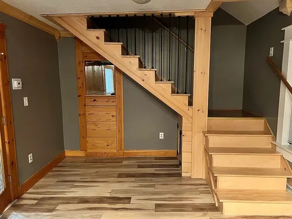 a view of entryway front of house