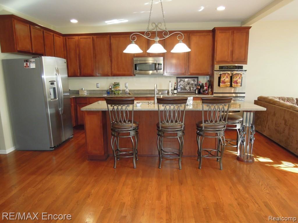 3822 Windingbrook Circle, Unit 8 Rochester Hills, MI 48309 - Photo 21 of 64