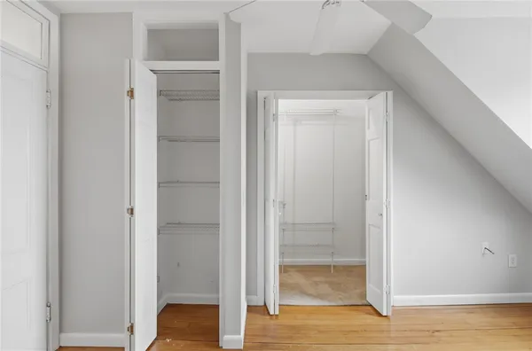 $1,895 | 135 Columbia Avenue, Unit 3, Cranston, RI 02905