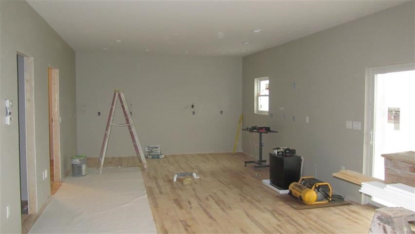 1218 Tipperary Road Iowa City, IA 52246 - Photo 2 of 9 Gallery Image 2