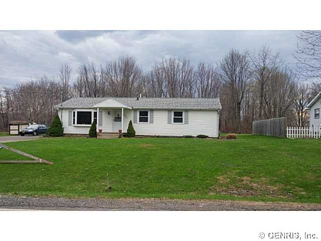 4504 Congdon Road Williamson, NY 14589 - Photo 1 of 1 Exterior Front