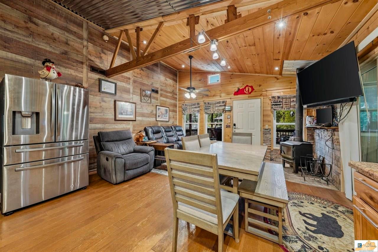3300 Wards Road Mount Sherman, KY 42764 - Photo 3 of 71 Gallery Image 3