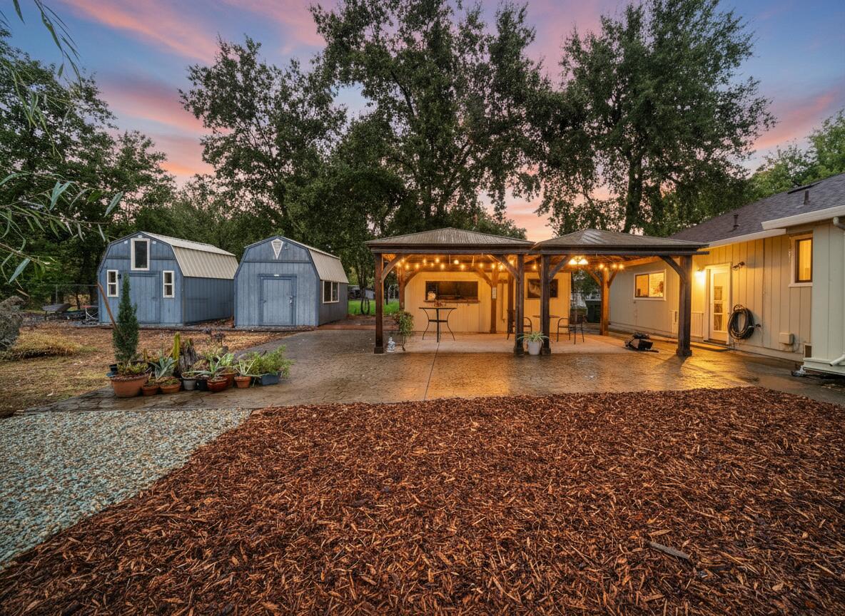7213 Amigo Way Redding, CA 96002 - Photo 33 of 53 Twilight4