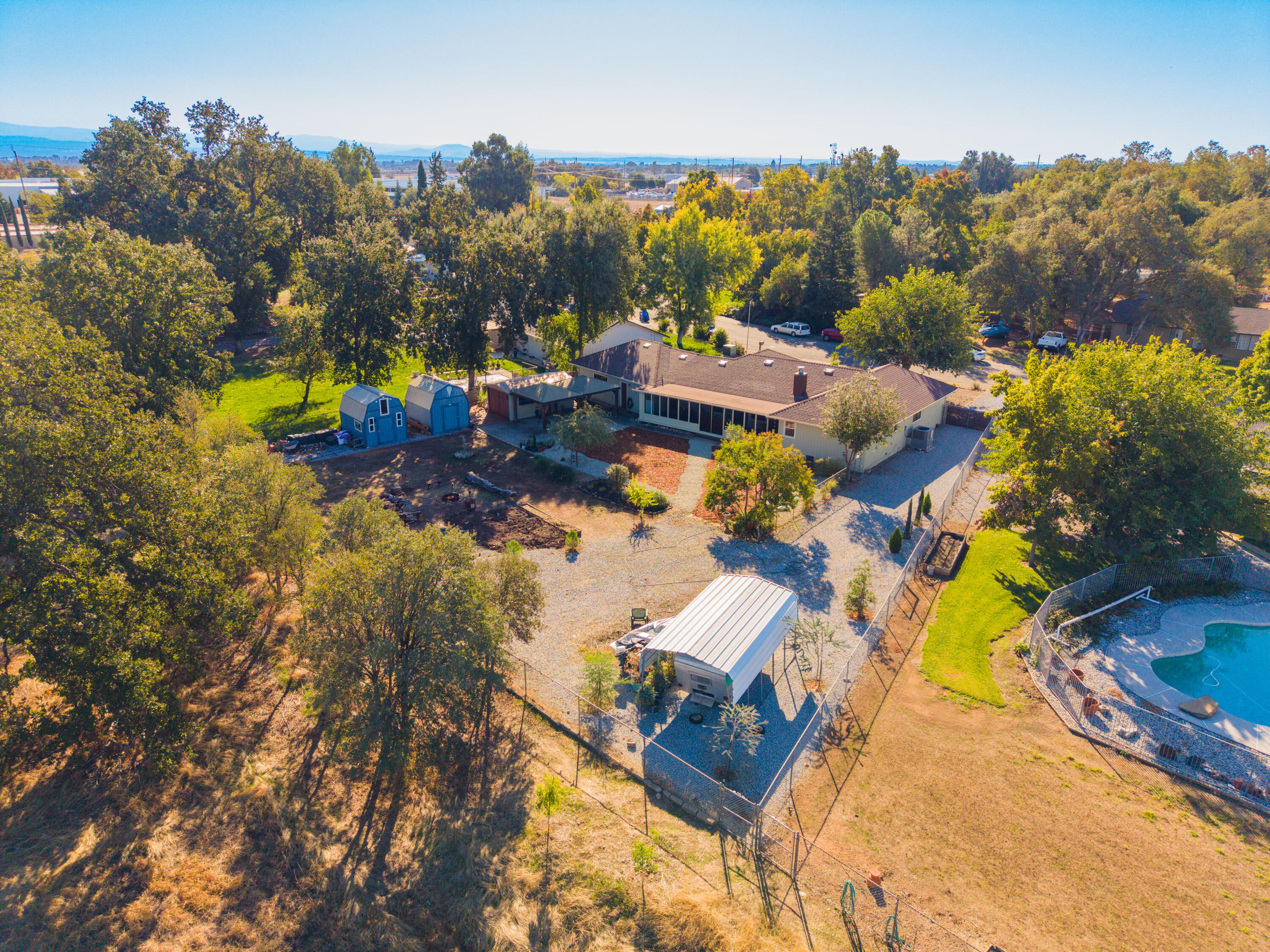 7213 Amigo Way Redding, CA 96002 - Photo 5 of 53 IMG-104