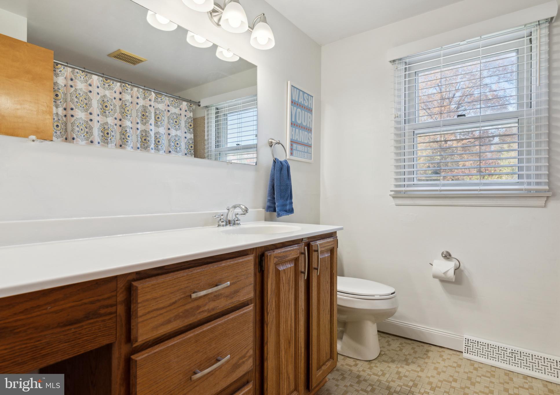 1280 Pinetown Road Fort Washington, PA 19034 - Photo 27 of 35 Hallway bathroom. Tub/shower combo
