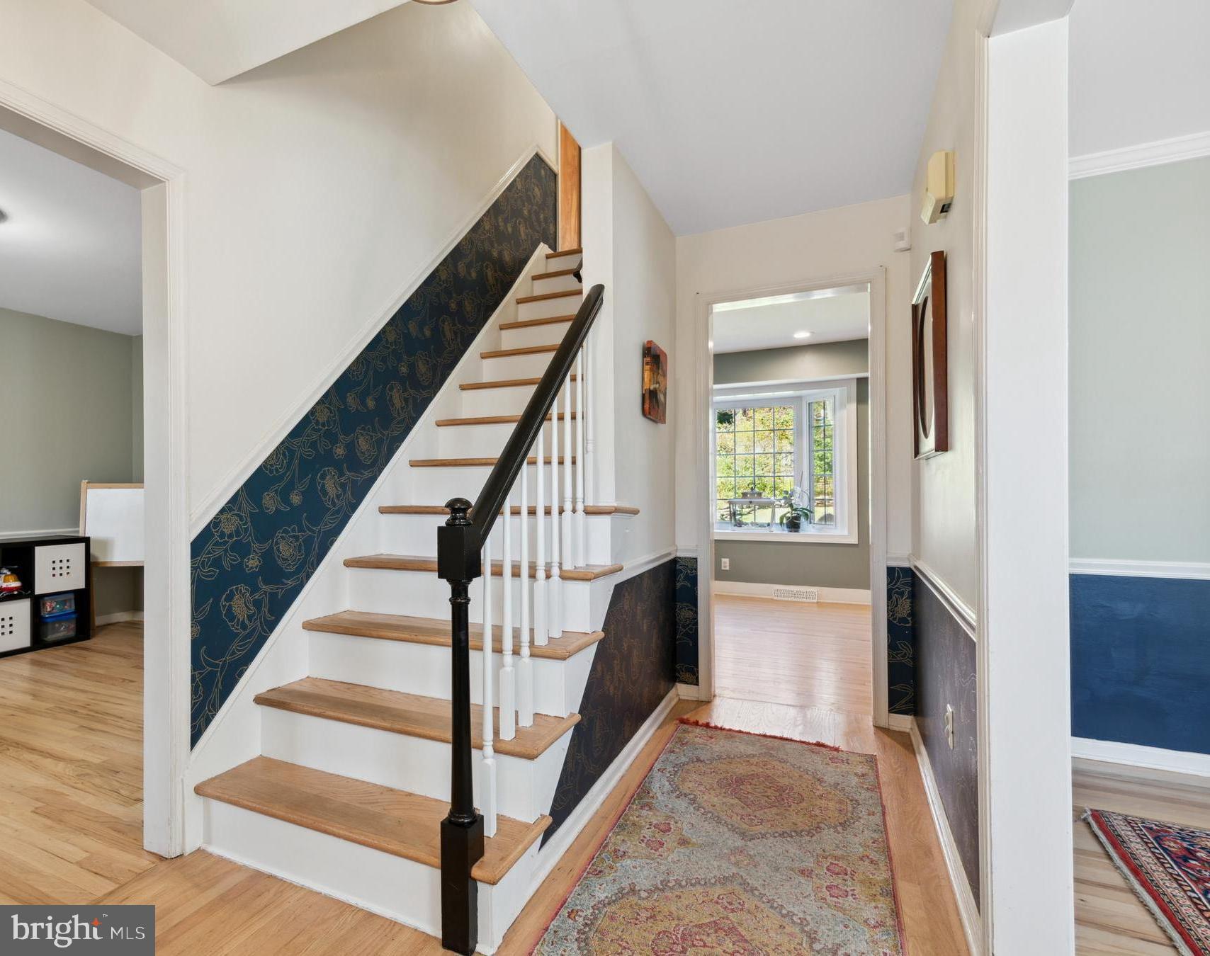 1280 Pinetown Road Fort Washington, PA 19034 - Photo 4 of 35 Entrance Hall