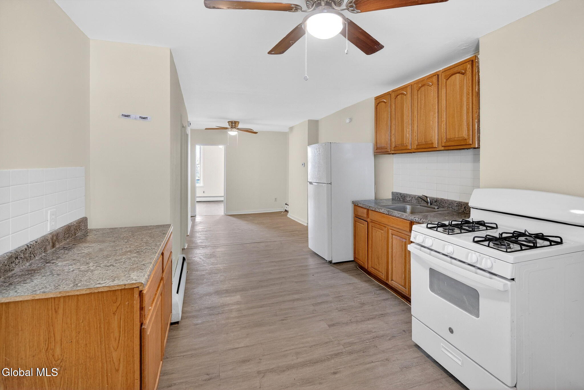 38 Tyler Street Troy, NY 12180 - Photo 16 of 28 Fourth Interior 7 of 19