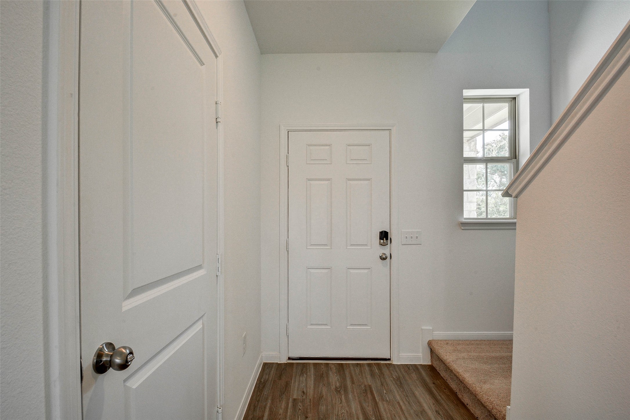 16642 Teak Mantle Road Conroe, TX 77302 - Photo 5 of 35 a view of room with window