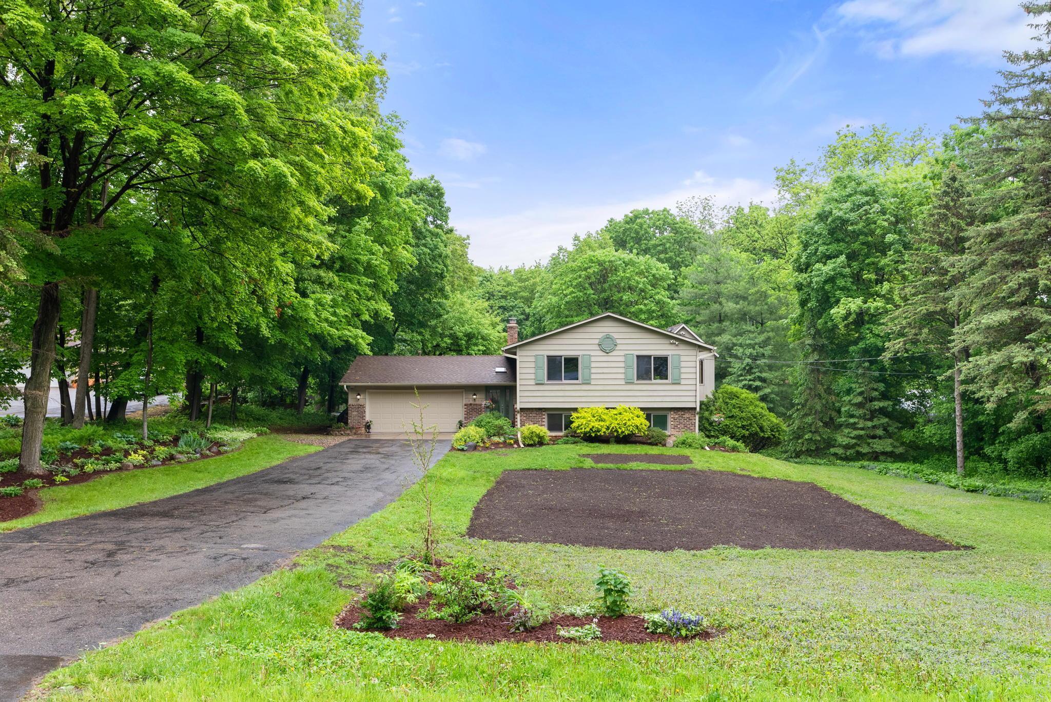 27610 Woodside Road Shorewood, MN 55331 - Photo 1 of 1