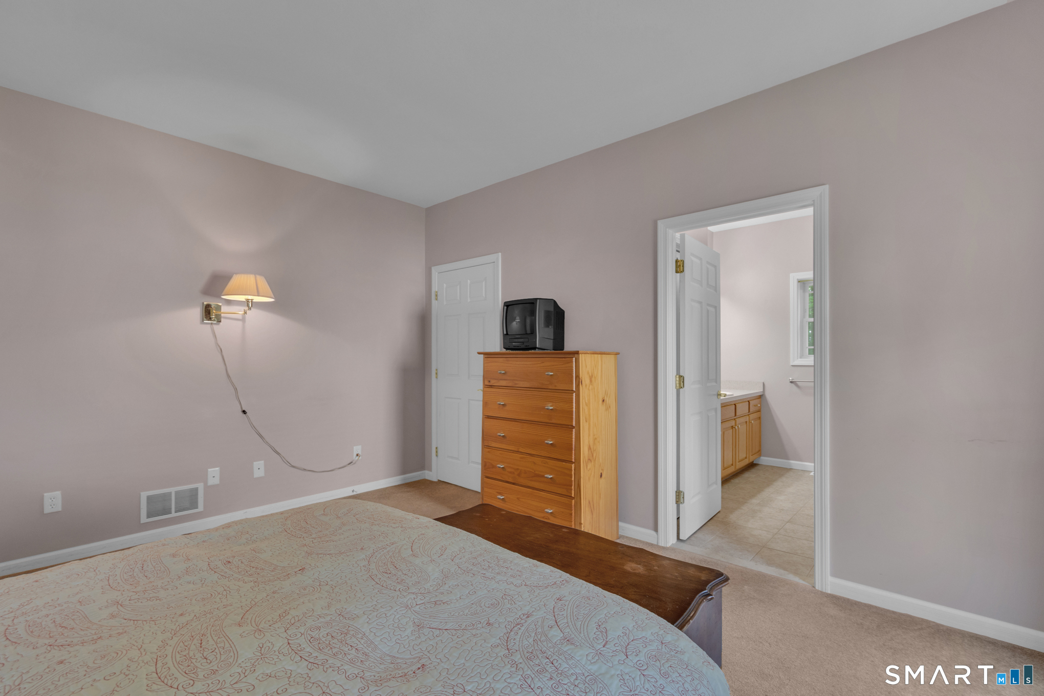 449 Tributary Lane Windsor, CT 06095 - Photo 17 of 38