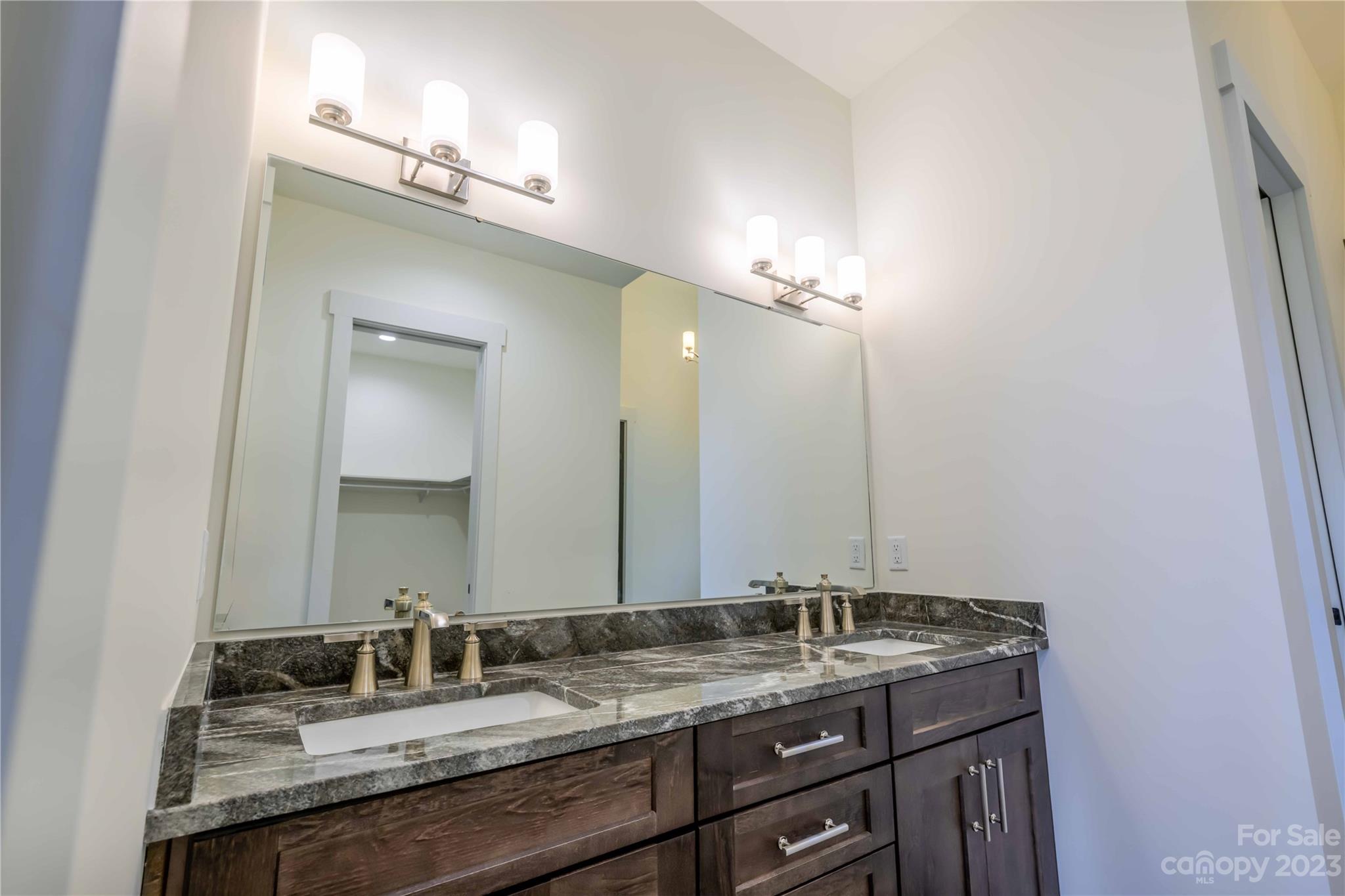 901 St Andrews Road Waynesville, NC 28786 - Photo 29 of 43 Gallery Image 29